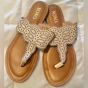 Sandals cream color